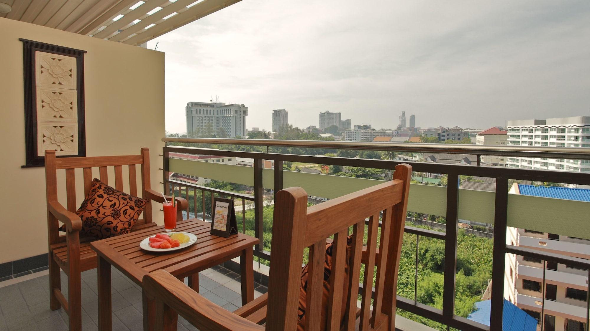 Pattaya Loft Otel Dış mekan fotoğraf
