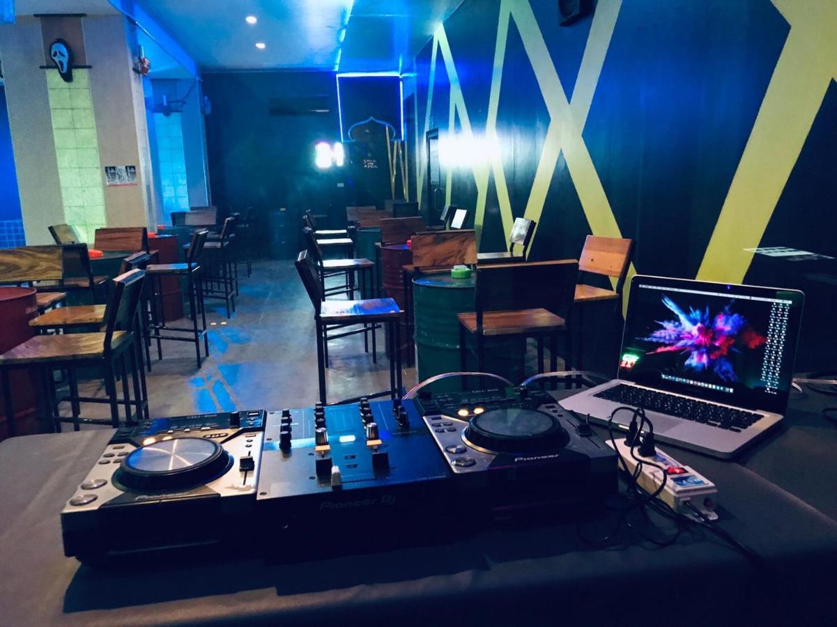 Pattaya Loft Otel Dış mekan fotoğraf